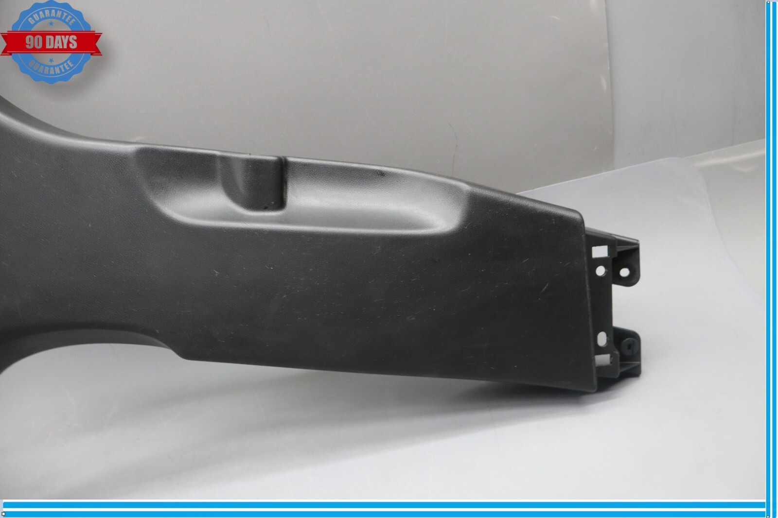 14-17 Maserati Ghibli Center Right Side B Pillar Lower Panel Trim Cover Oem