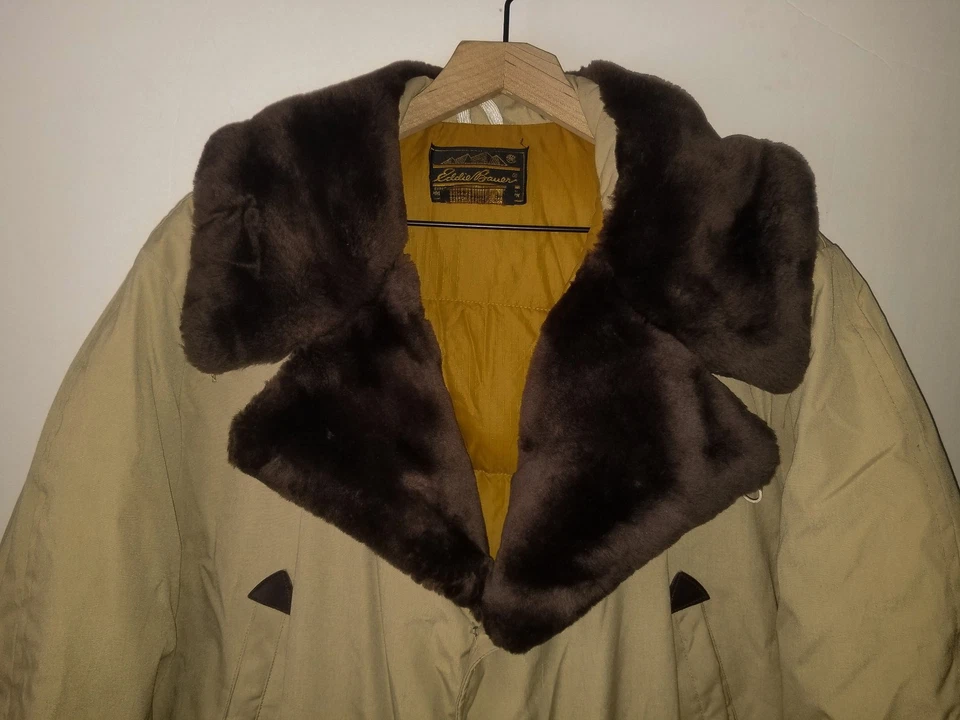 Eddie Bauer Goose Down Parka Jacket Khaki Vtg Fur Collar Hooded Puffer Coat XL - Image 3 of 4