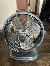 Blue Eskimo 1150 Table Fan Works & Tilts Mid Century