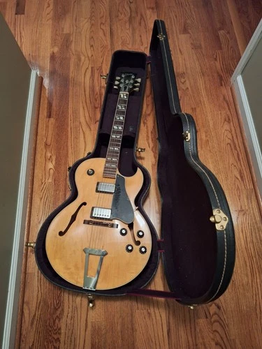 Gibson ES-175D Guitar