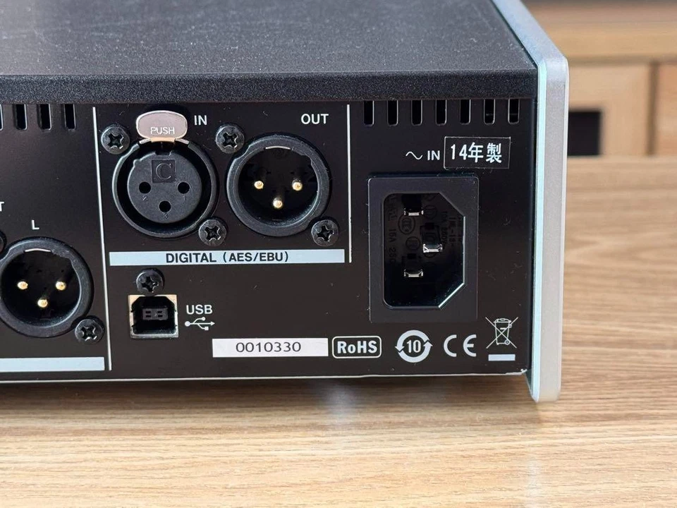 TASCAM UH-7000 USB Audio Interface W/ Adapter USB-Cable All Function Tested - Image 4 of 4