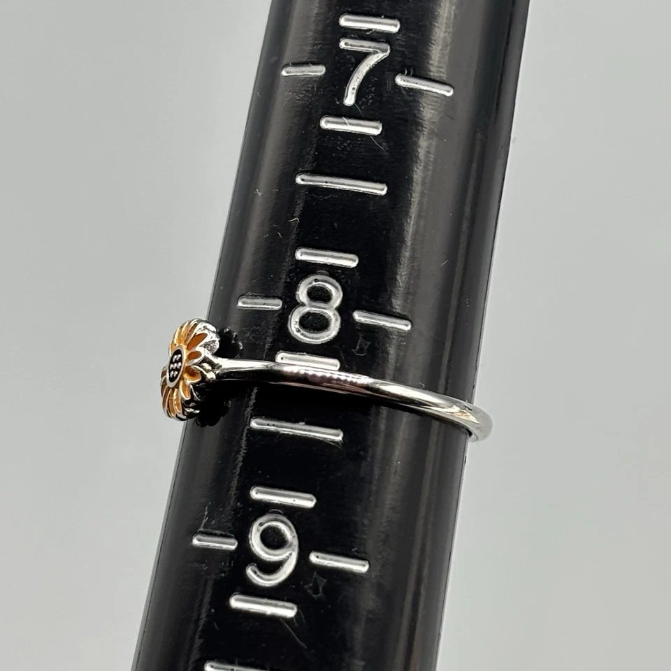 ANEL DE GIRASSOL ESMALTE PURA VIDA tom prata tamanho 8,25 em excelente estado usado - Imagem 4 de 4