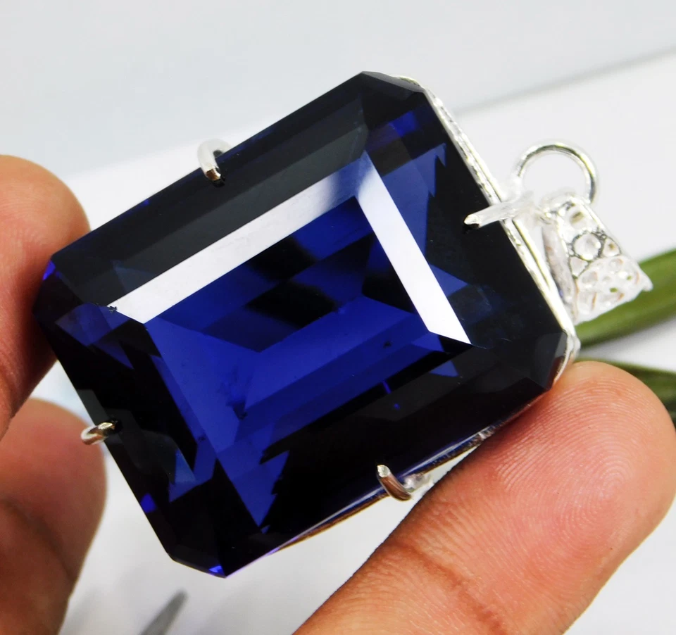 Colgante Tanzanita Azul Tanzania Natural 206,70 Ct Corte Esmeralda Piedra Preciosa Certificada Foto 3 de 4
