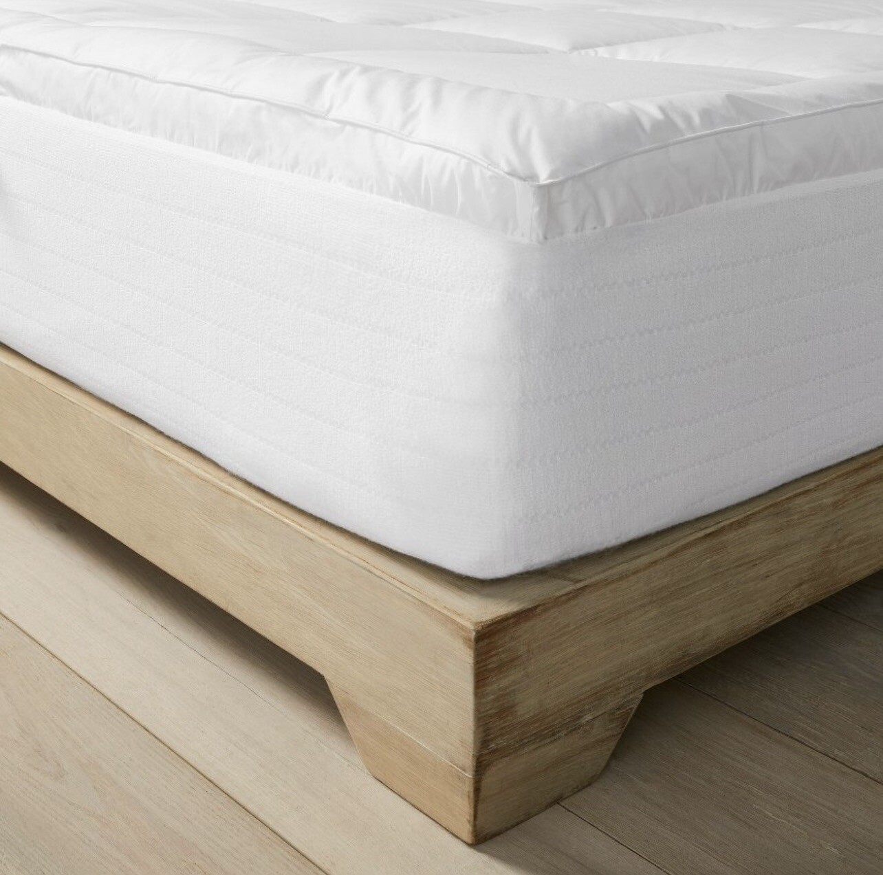 Casaluna Ultra Loft Down Alternative Mattress Pad, White Full Size