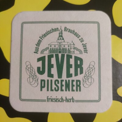 Schöner Bierdeckel - Brauhaus zu Jever, Pilsener friesisch-herb - RS Schiff   U4