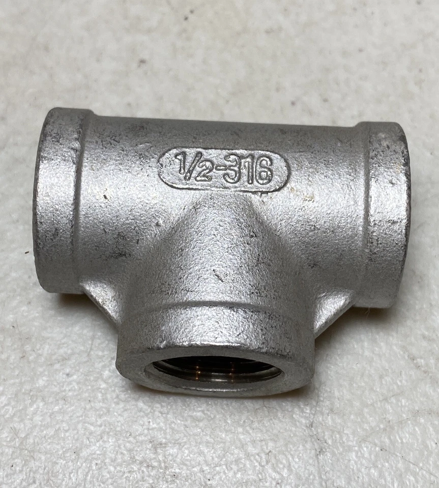 (Qty 5) 1/2 Inch Threaded Pipe Tee 316 Stainless Steel 150 lb - Image 2 of 4