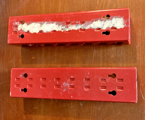 2- Estantes para llaves modelo 850 Spanger solo tiene capacidad para 8 llaves montaje en pared de metal rojo EE. UU. - Imagen 3 de 3