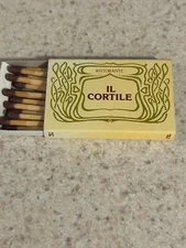 Vintage " IL CORTILE" Restaurante, MULBERRY ST.  NYC NEW YORK  Matchbox VG