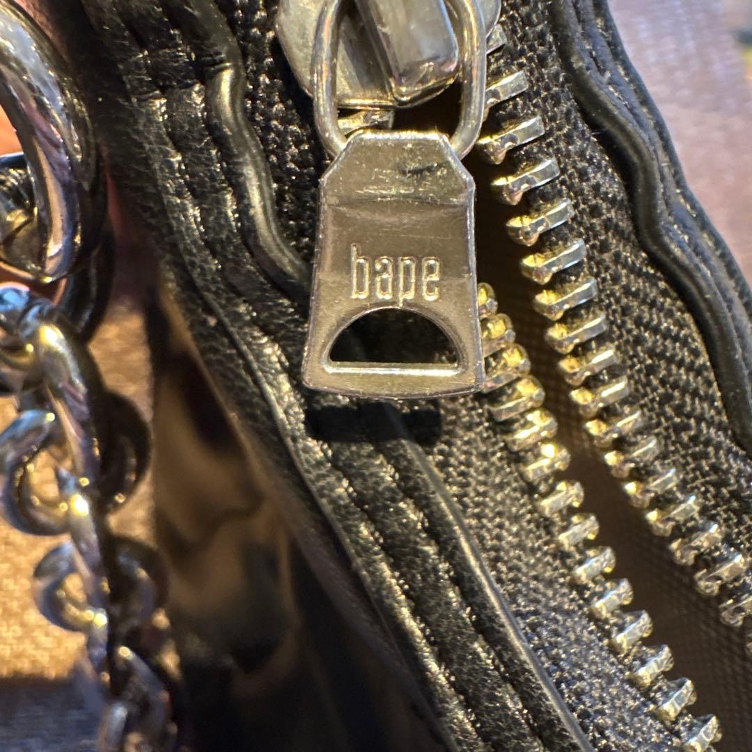 A BATHING APE Black Leather Shoulder Bag Gorilla Embossed Metal Chain 9.1x3.2in thumbnail 14