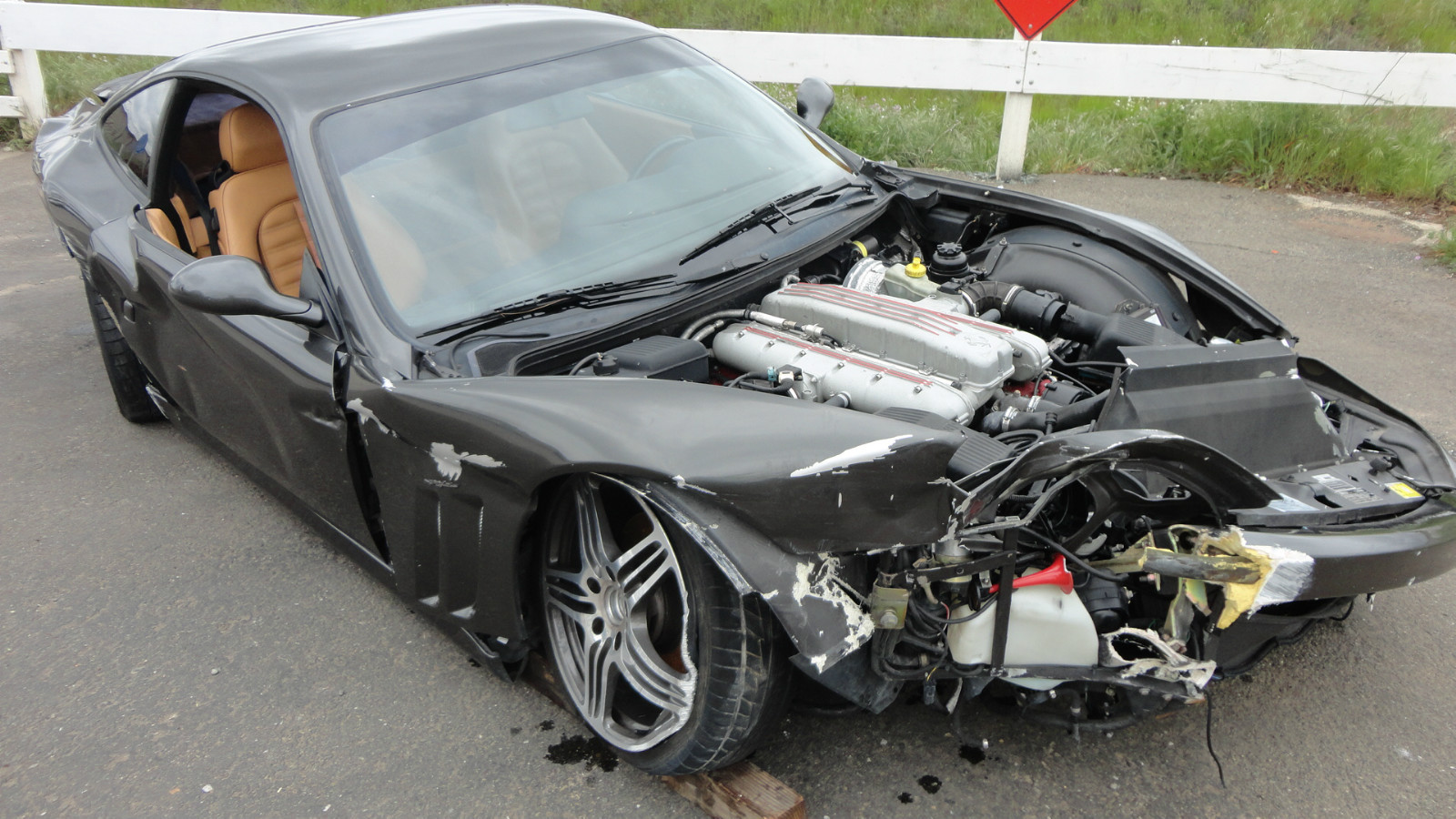 Ferrari 550, Rear Trunk Center Panel, P/N 65045800