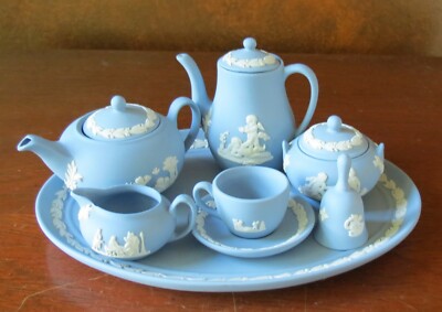 置物  miniature Blue JASPER WARE Set Wedgwood Blue Jasperware Miniature/Mini 11 Piece Tea/Coffee Set