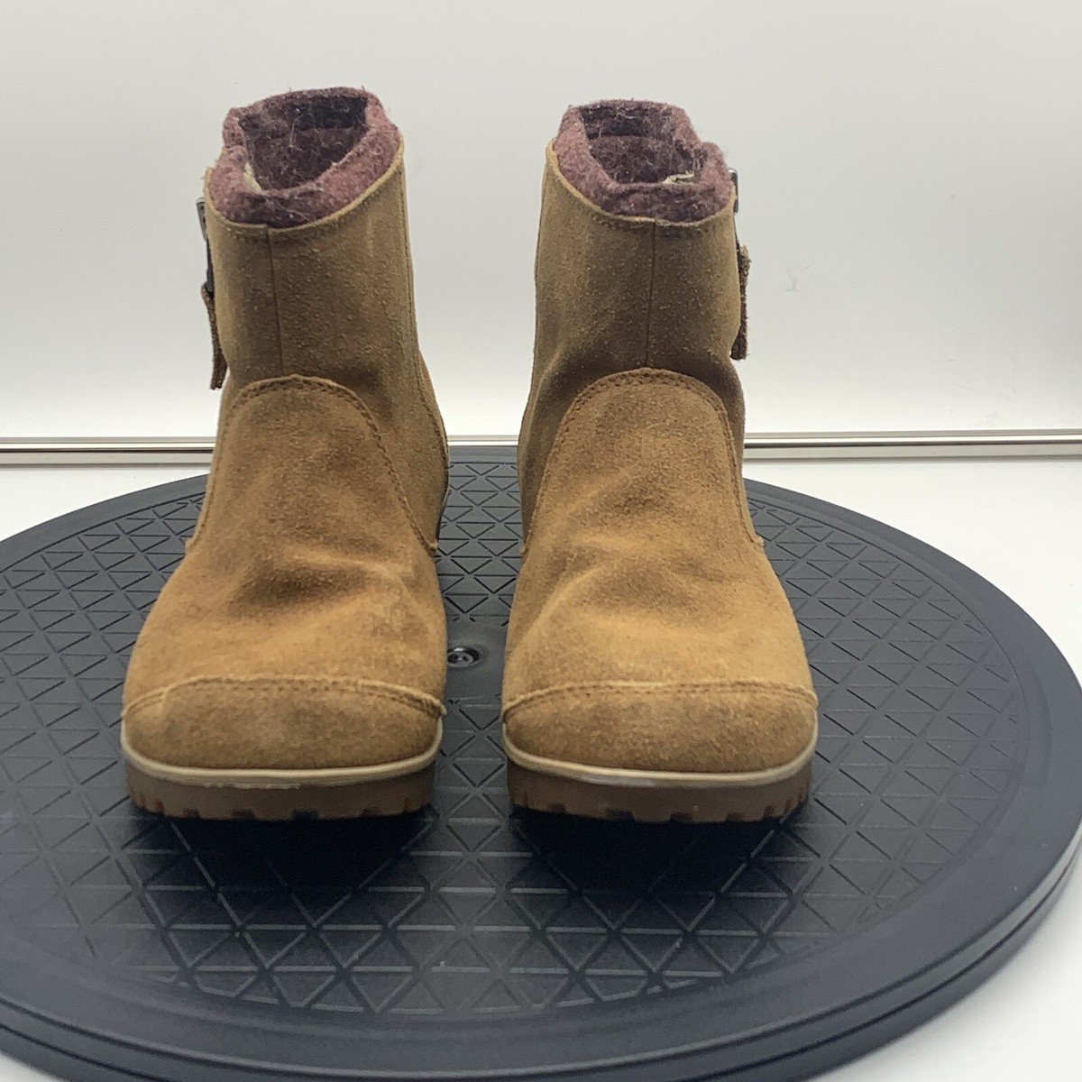 Sorel Tan Suede Meadow Zip Waterproof Lug Sole Ankle Boots  display picture 2