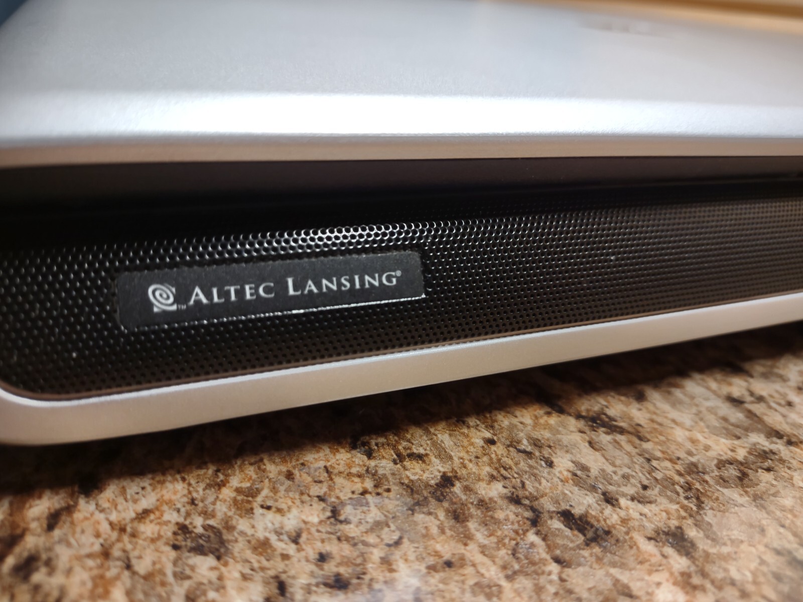 Vintage HP Laptop Pavilion zd8000 Windows XP Home Pentium 4 2.80 Ghz eBay