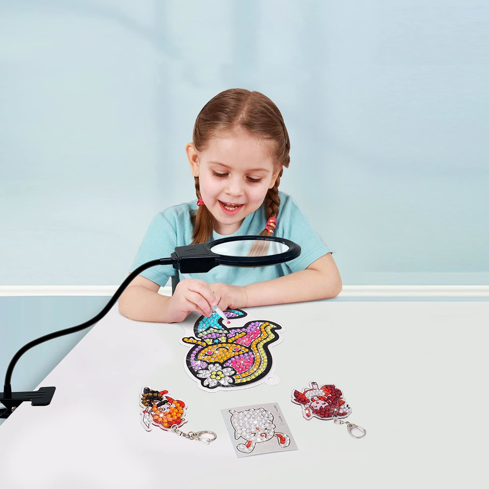 5D Diamond Painting Tools, LED Light with Magnifiers for Diamond