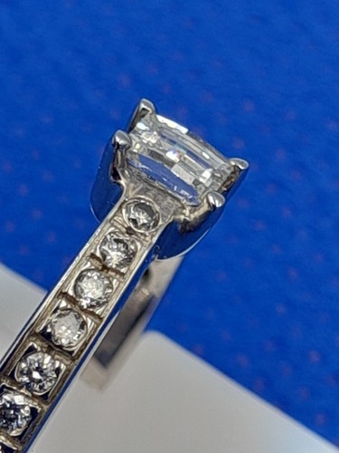 Goldsmiths 18 Carat White Gold 0.46 Carat Millennium Diamond Ring Size N 3.8g - Picture 4 of 18