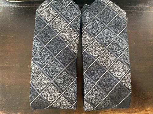 NEW 2X - STEVE HARVEY MEN’S NECK TIE with Pocket Square - Diamond Stripe Pattern - Picture 2 of 2