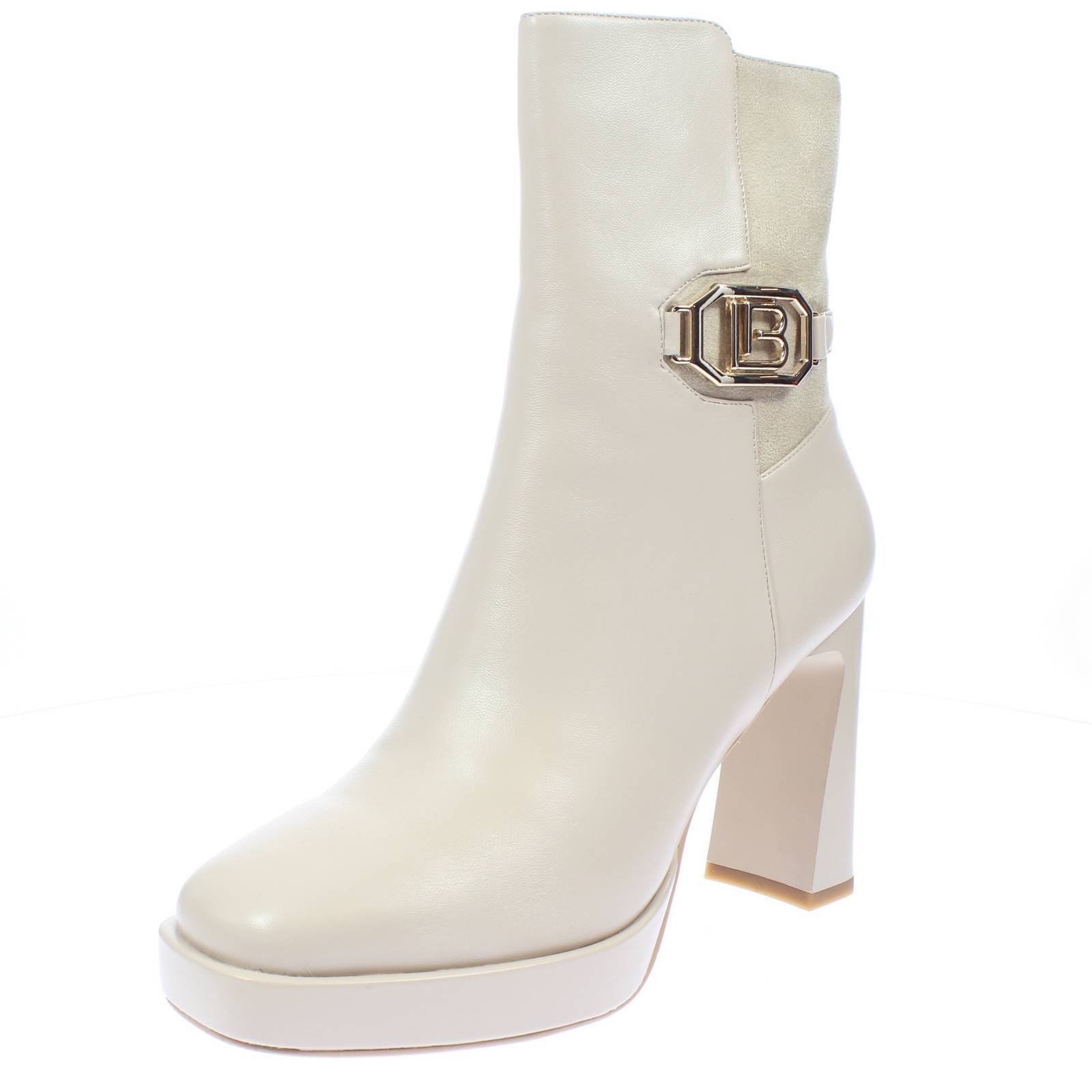 Лаура Бьяджотти Тронкетти Приготовила полдюжины блюд для Такко и Плато Бежевый - Талья 39 [2