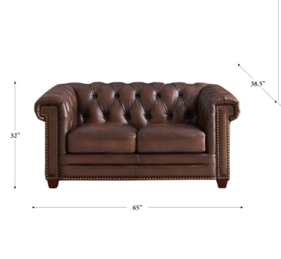 Sofá loveseat Chesterfield de cuero de grano superior de Hydeline, nuevo al por menor cuesta $2599 Foto 2 de 4
