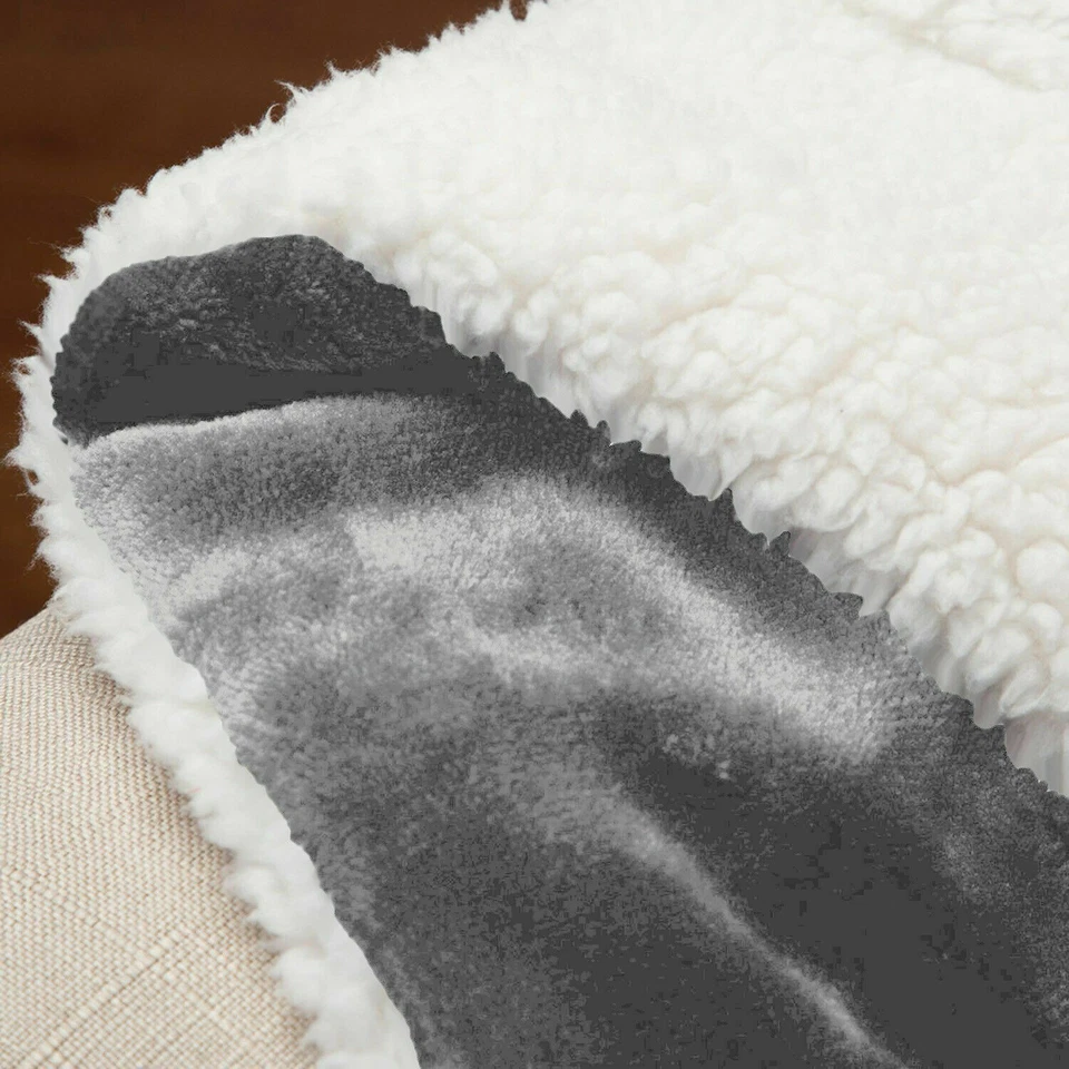 Large Sherpa Fleece Blanket 400 Gsm Super Soft Reversible Warm Sofa Bed Throws - Image 3 of 4
