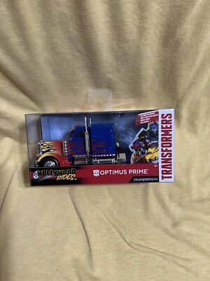 Jada Toys Hollywood Rides Diecast, Scale 1:32 OPTIMUS PRIME