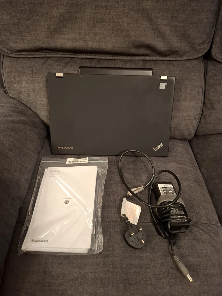 Lenovo ThinkPad T520 · i7-2620M · 8GB · 500GB, photo 2 of 5