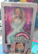 Vintage Mattel 1985 Magic Moves Barbie Doll, She Moves By Herself NRFB