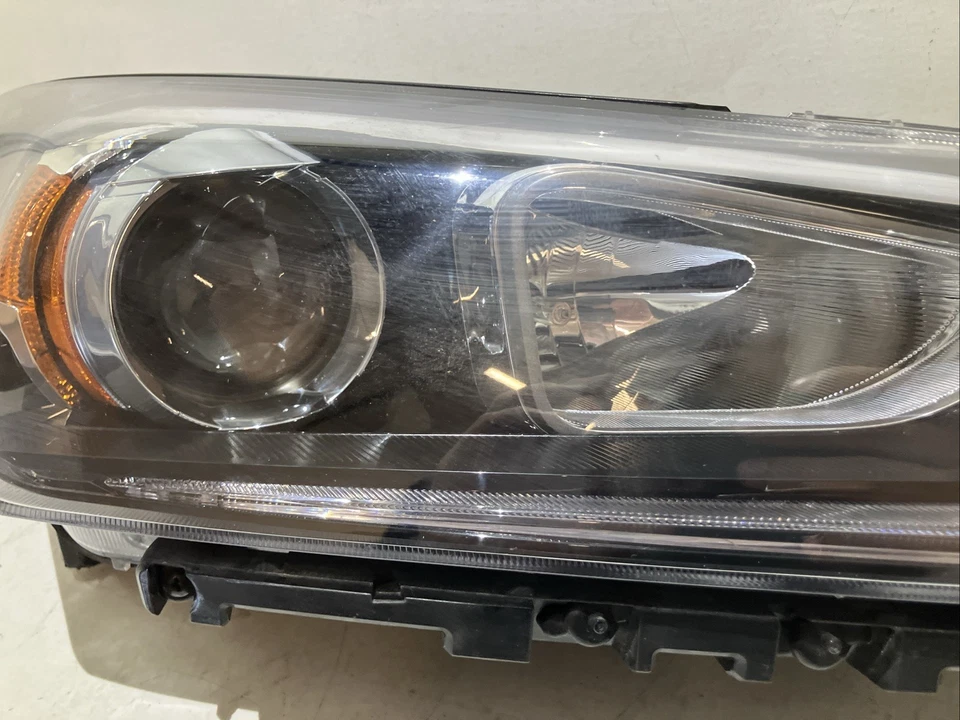 2017 2018 2019 Hyundai Ioniq Passenger Right RH Halogen Headlight OEM 0487 - Image 4 of 4