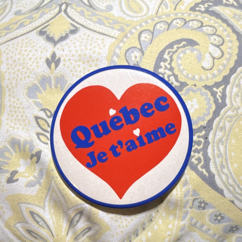 Québec Je t’aime Heart Souvenir Travel Pinback Button - Souvenirs & Travel Theme