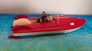 VINTAGE WEN MAC AQUAMITE BOAT WITH A .049 MOTOR SPEED BOAT IN VG. CONDITION!!