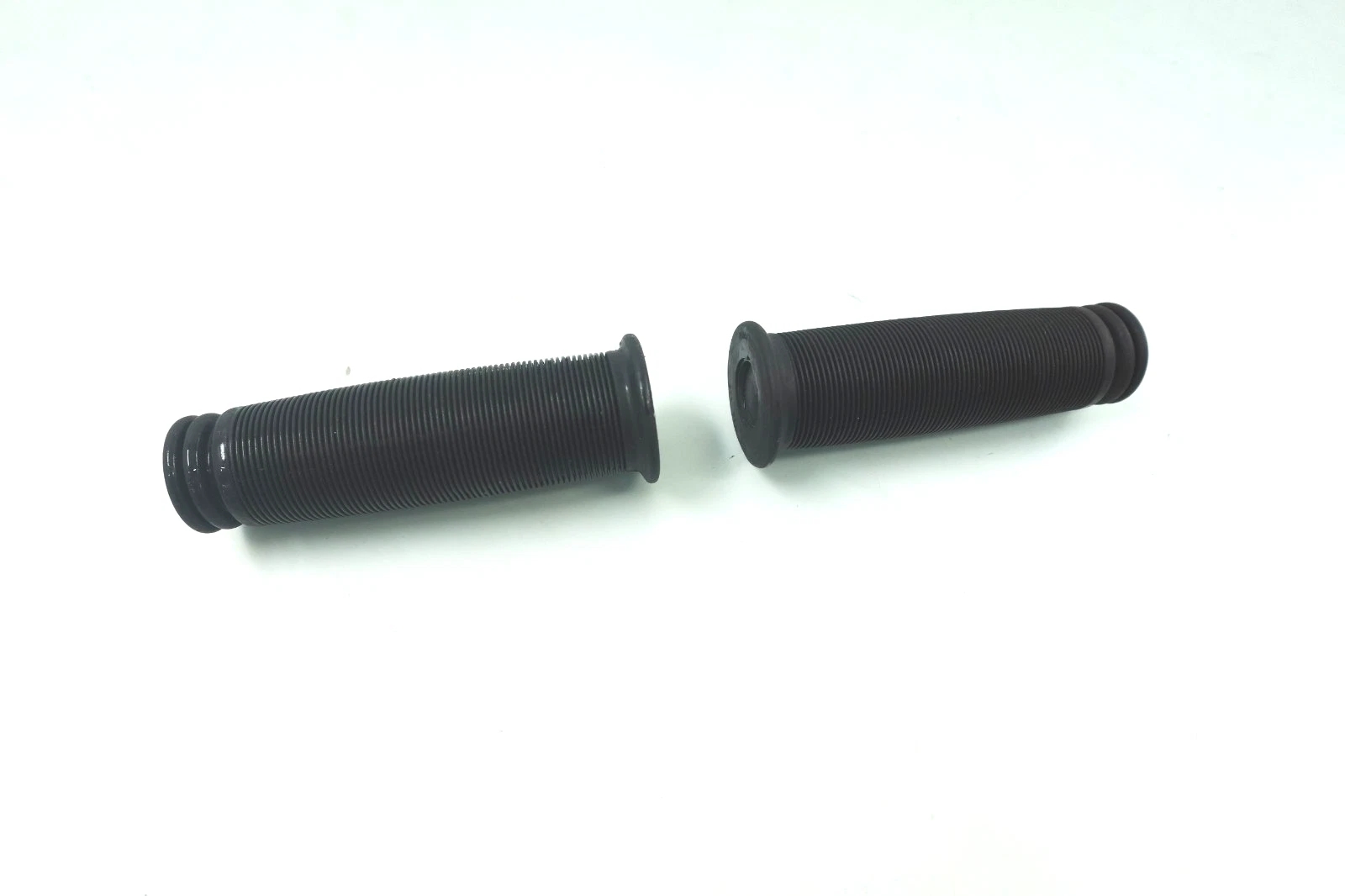 1999-2005 Sea-Doo OEM Handlebar Hand Grips 295500691 GTX GTI GSX 3D RX XP
