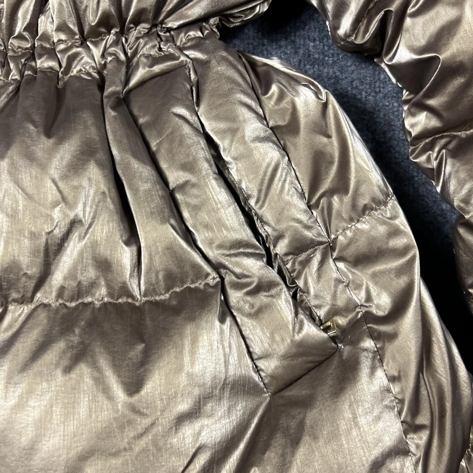 Athleta Alicia Keys KEYS Puffer 夹克女式中号金属金色绗缝羽绒 — 第 4/4 张图片