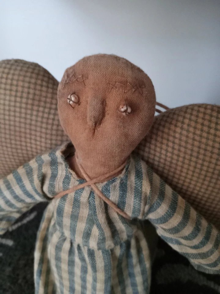 Primitive Jennifer Schneeman Doll Signed and Dated 2005 - Image 4 of 4