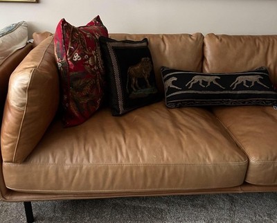Leather sofo