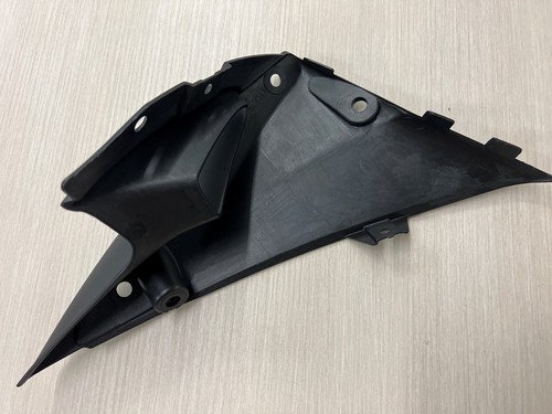 Yamaha Venture Lite Windshield Plate 1 Right Side 8GJ-77186-00-00 2007-2018 RH - Picture 4 of 5