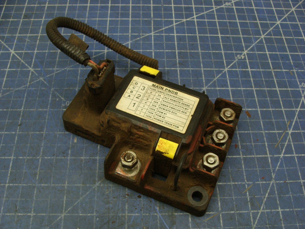 2013 freightliner m2 cigarette lighter fuse Used, Recycled, New, and Aftermarket Heavy Duty Truck Parts 2013 FREIGHTLINER M2 LITTELFUSE MAIN