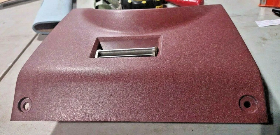 Buick Roadmaster 1994-96 columna de ventilación debajo del tablero FC-19 Foto 2 de 4