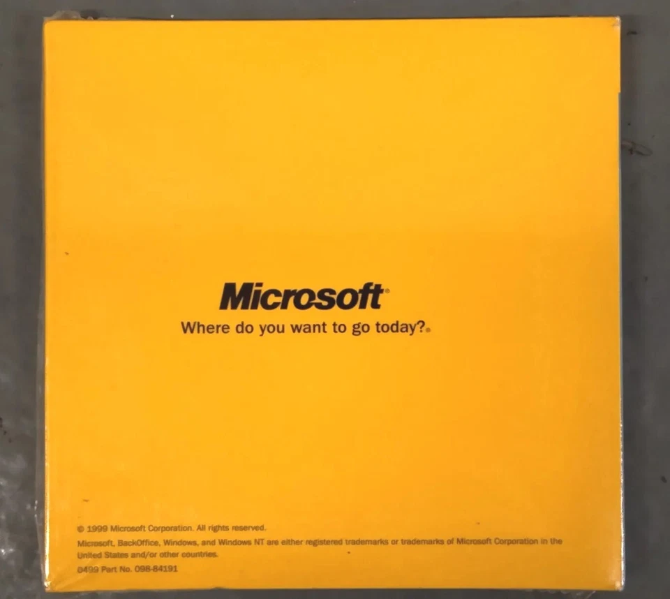 Microsoft Small Business Server 4.5 Channel Evaluation Kit, Rare Collector Item - Image 2 of 4