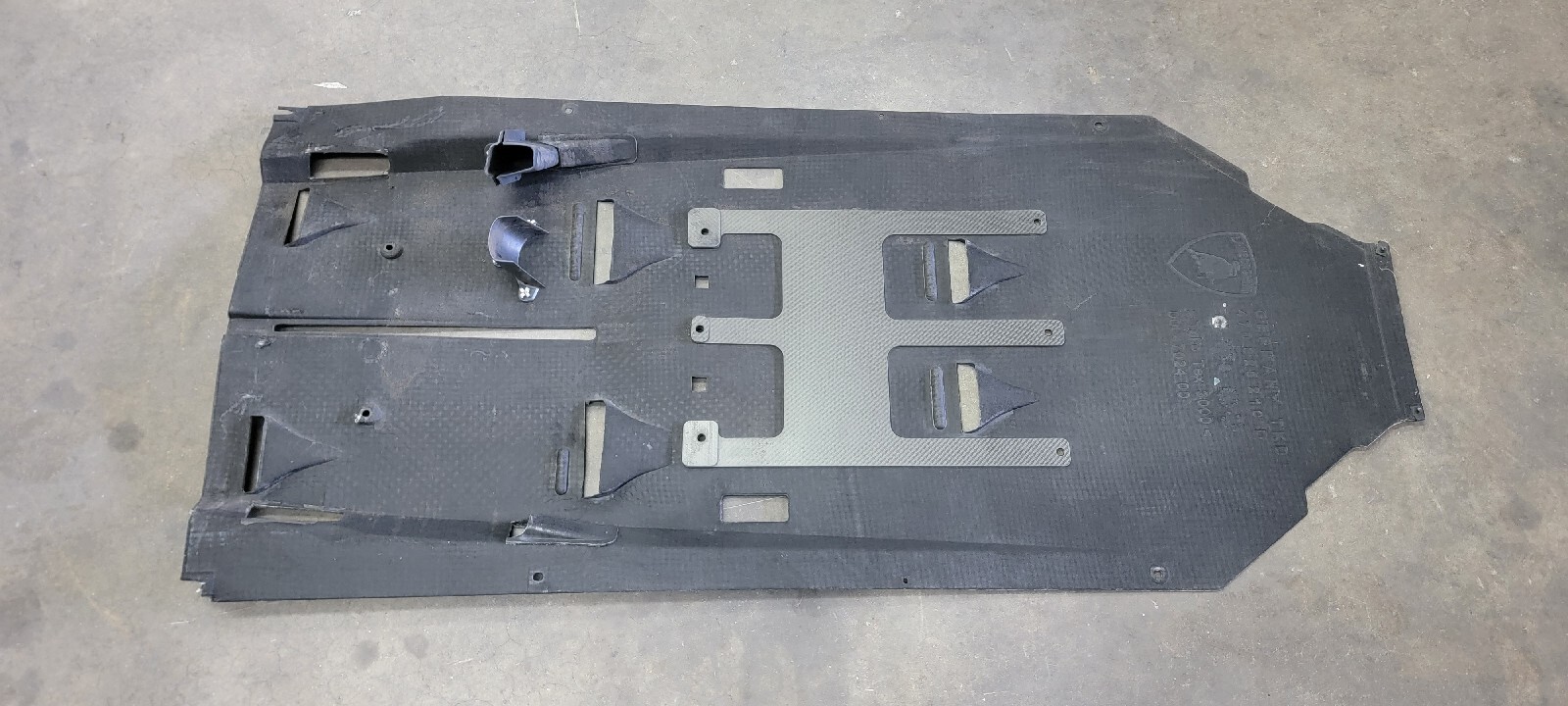 LAMBORGHINI AVENTADOR STREAMLINE UNDERTRAY BOTTOM PANEL COVER OEM 470825210D
