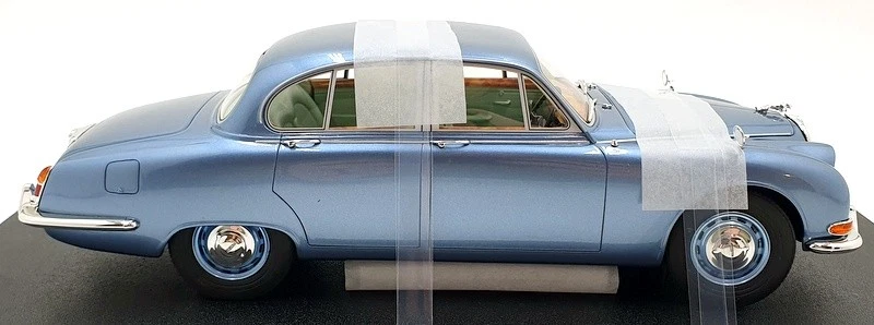 Modelos de culto escala 1/18 CML054-4 - Jaguar tipo S - azul metálico Foto 4 de 4