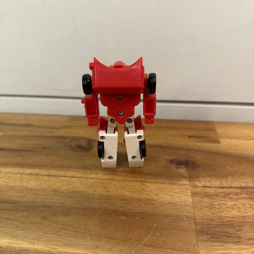 Transformers G1 Pretenders Vroom Vintage inner robot only Ships Fast! - Image 3 of 4