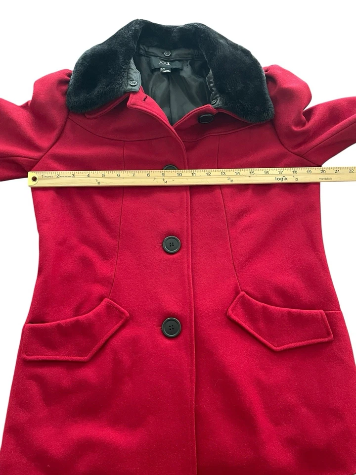 XXI RED WOOL BLEND BLACK FAUX FUR COLLAR BUTTON DRESS COAT LARGE - Image 4 of 4