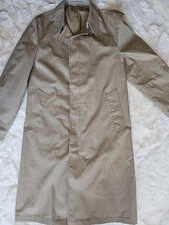 Men's Vintage Khaki Tan Cotton Trench Overcoat Size 40 Long Made In USA