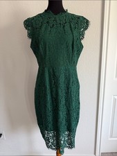 Emerald Green Lace Midi Dress with Scalloped Hem