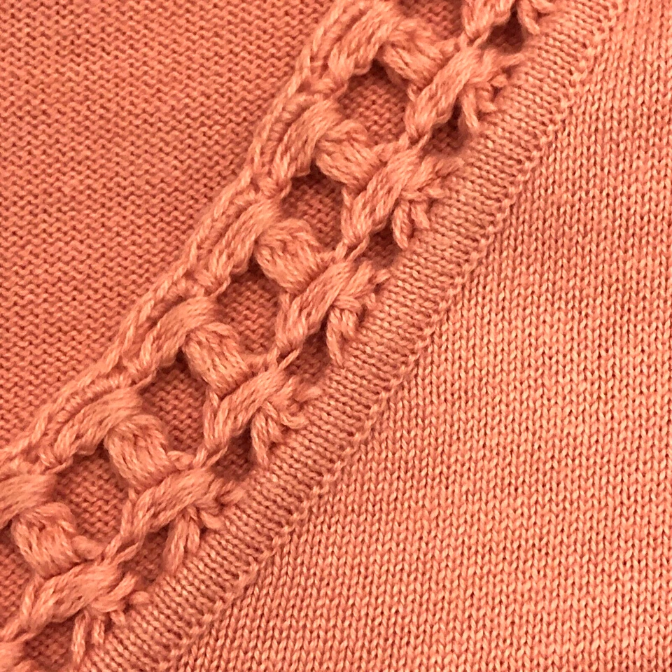 Suéter para mujer Van Heusen talla M melocotón pulóver ganchillo cuello en V manga 3/4 Japón Foto 3 de 4