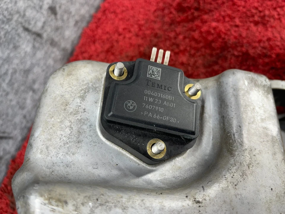 BMW E82 E90 E92 N54 N55 MOTOR CONJUNTO INFERIOR PANELA DE ÓLEO DE ALUMÍNIO FABRICANTE DE EQUIPAMENTO ORIGINAL B5 - Imagem 3 de 4