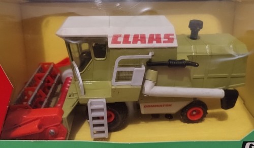 Vintage GAMA Super ~ Claas Dominator Combine #2331 ~ 1/32 Diecast - Picture 2 of 9