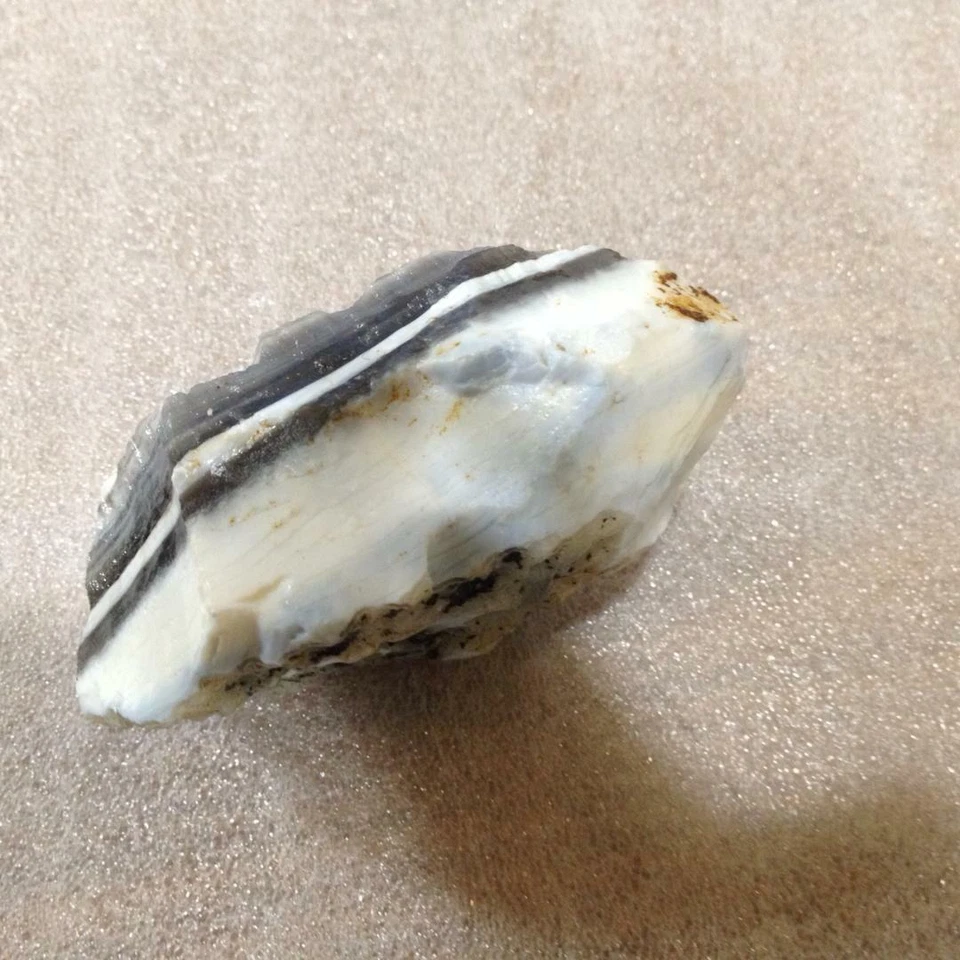 罕见 Striking 466.9 克拉 100% 天然埃塞俄比亚白线蛋白石粗糙 & 添加礼物 — 第 4/4 张图片