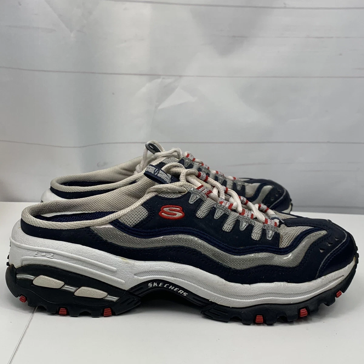 Skechers shoes hotsell under 2000