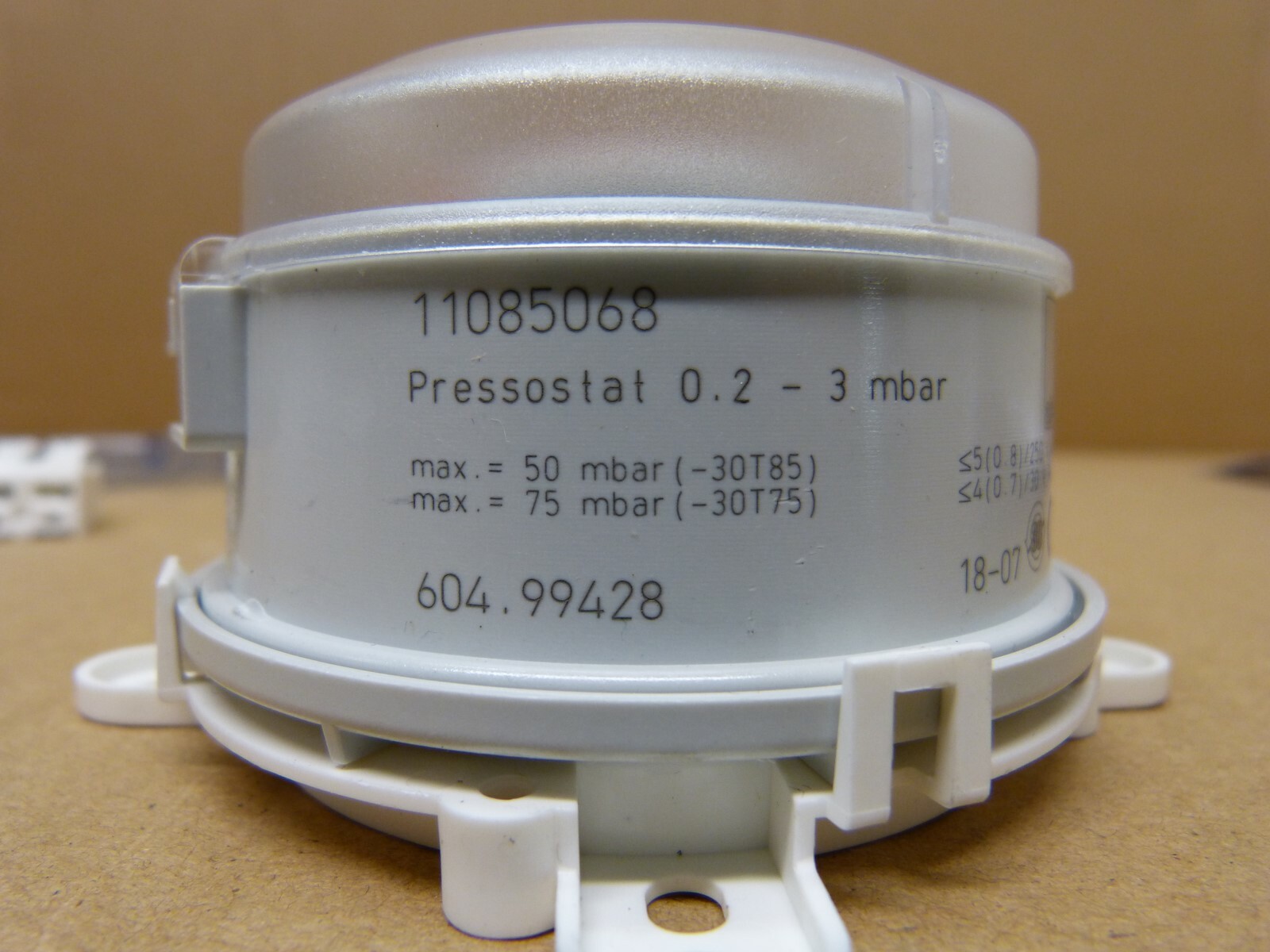 Pressostat de sécurité Aldes 11085068 de rechange pour VMC collective - 3