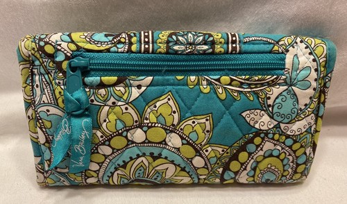 Vera Bradley Wallet - Picture 2 of 4